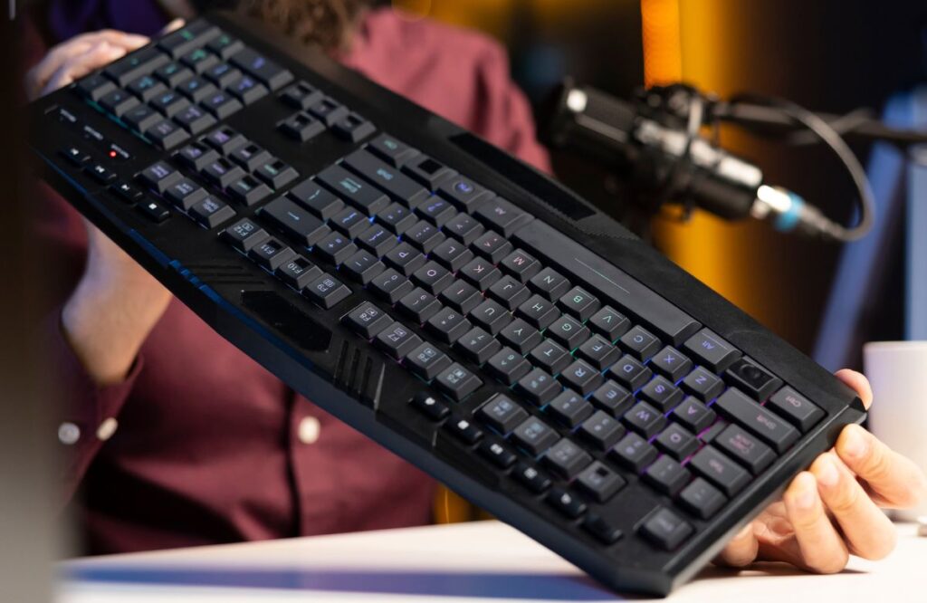 How To Pair Logitech K850 Keyboard